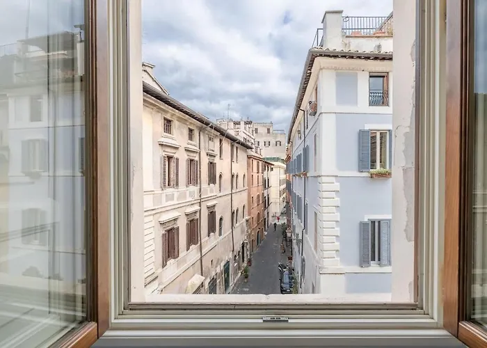Casa Giulia, A Burghesius *